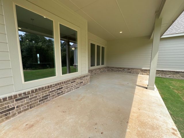 132 Oak Grove Way, Springtown, TX 76082