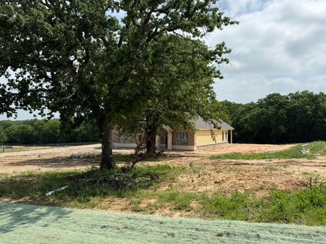 132 Oak Grove Way, Springtown, TX 76082