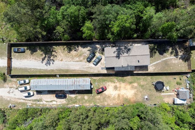 2061 Road 5100, Cleveland, TX 77327