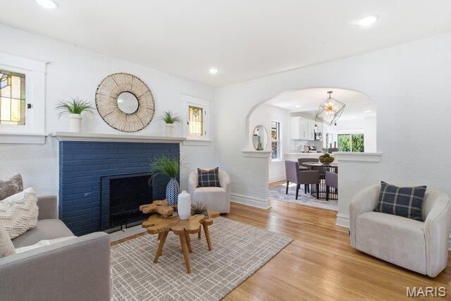 8524 Richard Avenue, University City, MO 63132