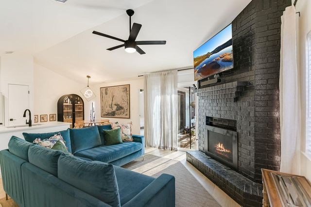 2605 Garrettson DR B, Austin, TX 78748