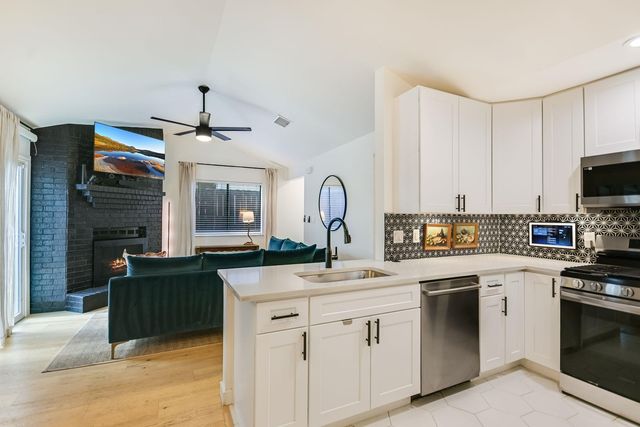 2605 Garrettson DR B, Austin, TX 78748