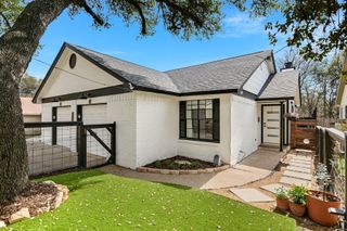 2605 Garrettson DR B, Austin, TX 78748