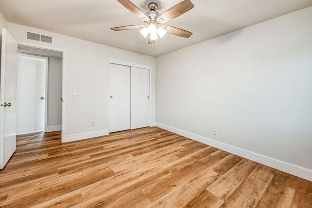 2058 W Vartikian Avenue, Fresno, CA 93711