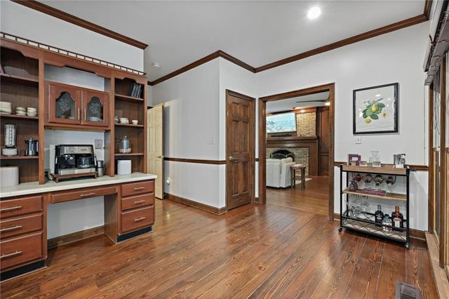 1024 Derby Run NW, Marietta, GA 30064