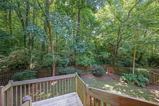 1024 Derby Run NW, Marietta, GA 30064