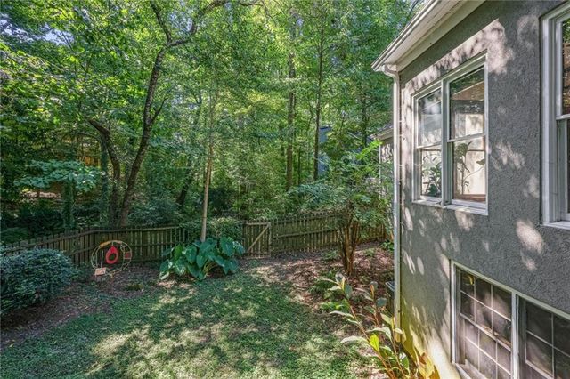 1024 Derby Run NW, Marietta, GA 30064