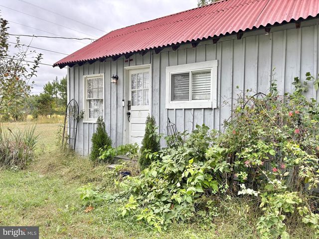 10105 AND 10085 MORGANTOWN RD, Newburg, MD 20664