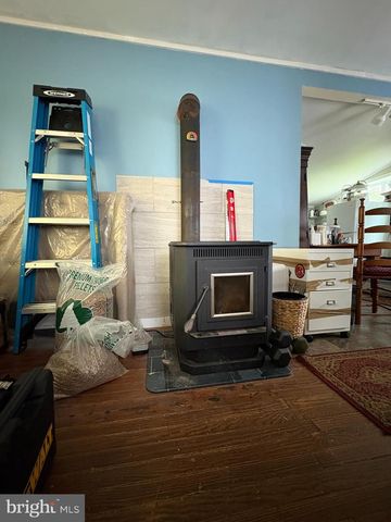 10105 AND 10085 MORGANTOWN RD, Newburg, MD 20664