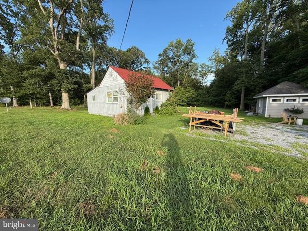 10105 AND 10085 MORGANTOWN RD, Newburg, MD 20664