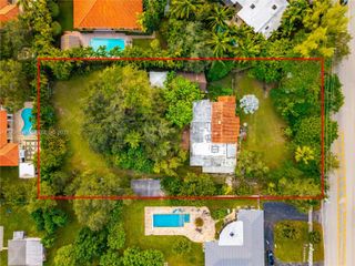 7901 SW 72nd Ave, Miami, FL 33143