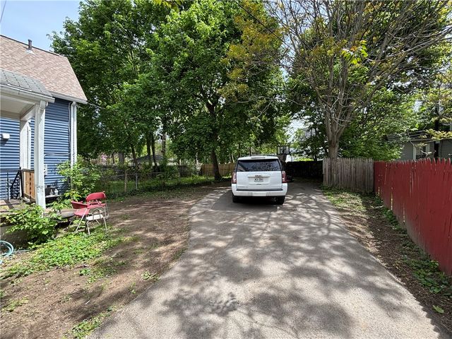 46 Elgin Street, Rochester, NY 14611
