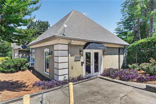 2657 Lenox Road NE H-110, Atlanta, GA 30324