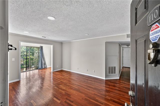 2657 Lenox Road NE H-110, Atlanta, GA 30324