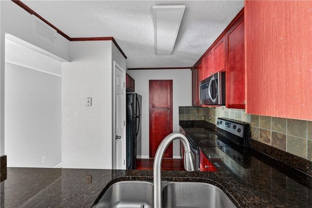 2657 Lenox Road NE H-110, Atlanta, GA 30324