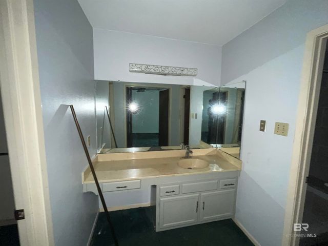 5415 Overlook Road, Mobile, AL 36618