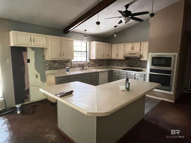 5415 Overlook Road, Mobile, AL 36618