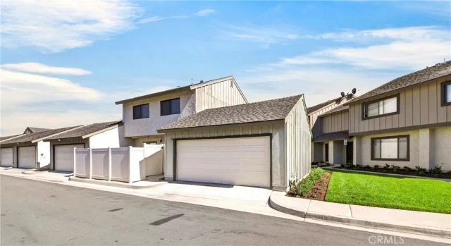 1455 W Cerritos Avenue 32, Anaheim, CA 92802