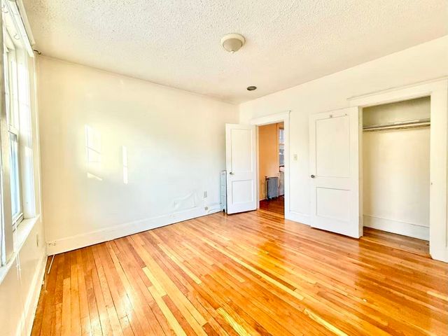 26 Chiswick Rd 6, Boston, MA 02135