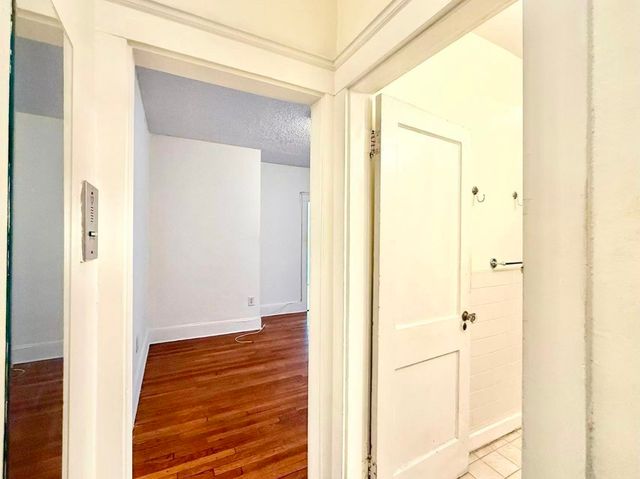 26 Chiswick Rd 6, Boston, MA 02135