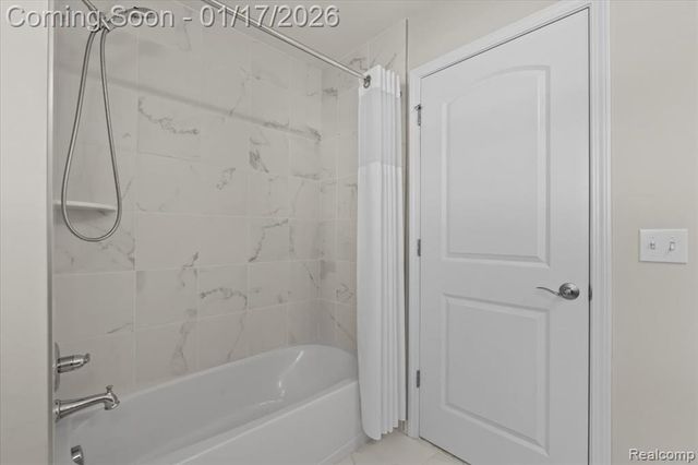 3196 Fortune Lane, Commerce Twp, MI 48390