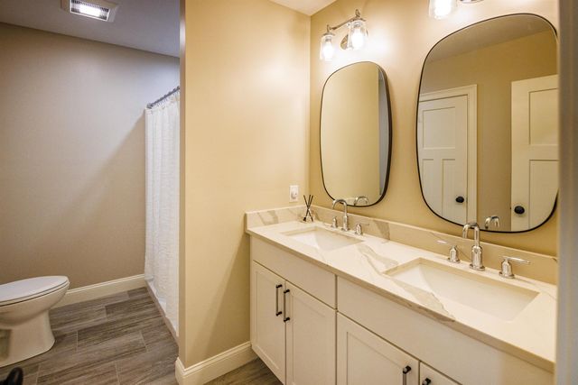 17 Lenox Drive A, Dover, NH 03820