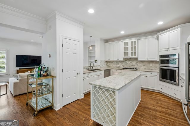 1353 Edmund Park Drive, Atlanta, GA 30306