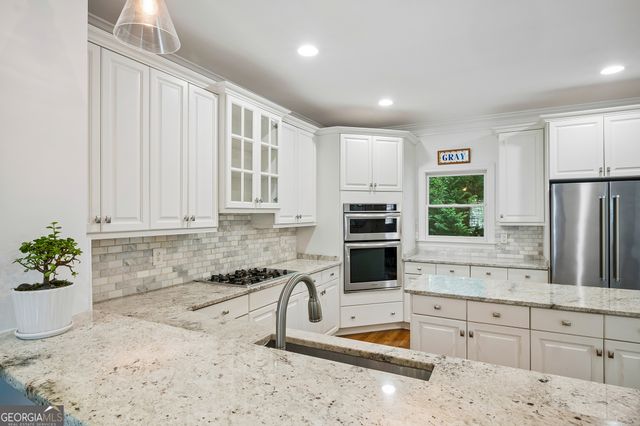 1353 Edmund Park Drive, Atlanta, GA 30306