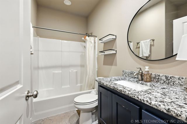 25079 S 519 Road, Park Hill, OK 74451