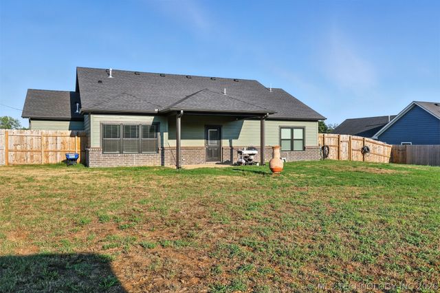 25079 S 519 Road, Park Hill, OK 74451