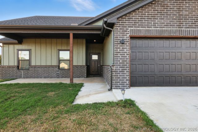 25079 S 519 Road, Park Hill, OK 74451