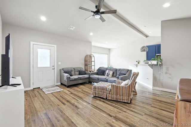 25079 S 519 Road, Park Hill, OK 74451