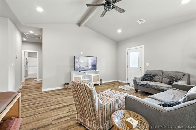 25079 S 519 Road, Park Hill, OK 74451