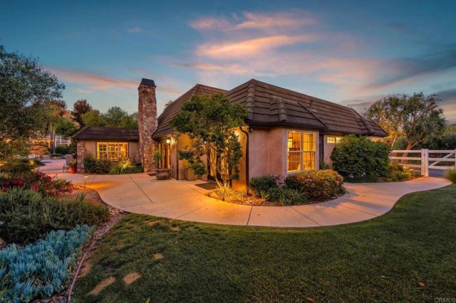7144 Via Mariposa Sur, Bonsall, CA 92003