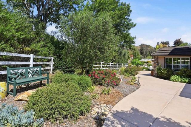 7144 Via Mariposa Sur, Bonsall, CA 92003