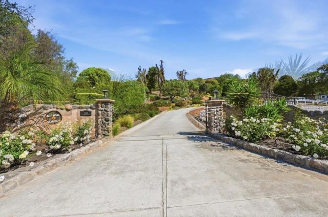 7144 Via Mariposa Sur, Bonsall, CA 92003