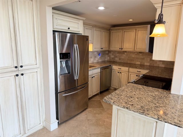 6211 W Northwest Highway 2401, Dallas, TX 75225