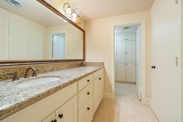 6211 W Northwest Highway 2401, Dallas, TX 75225