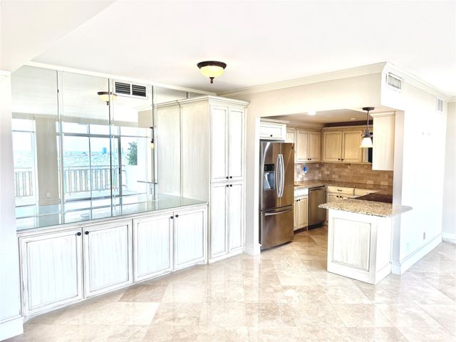 6211 W Northwest Highway 2401, Dallas, TX 75225