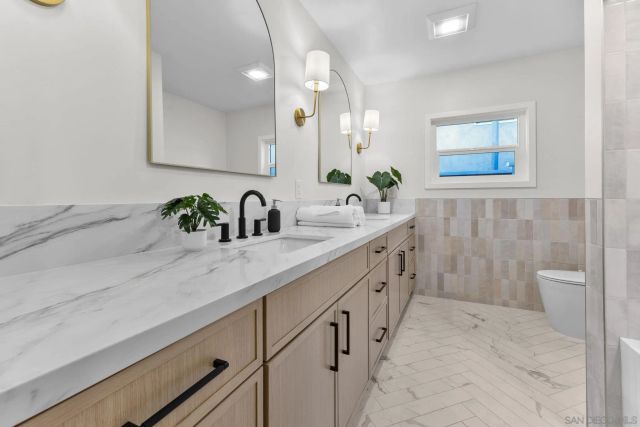 2128 Missouri St, San Diego, CA 92109