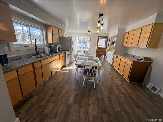 305 Chestnut Street, Leadville, CO 80461
