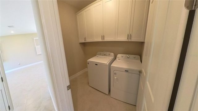 419 IBIZA LOOP, Venice, FL 34292