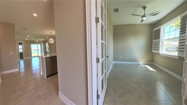 419 IBIZA LOOP, Venice, FL 34292