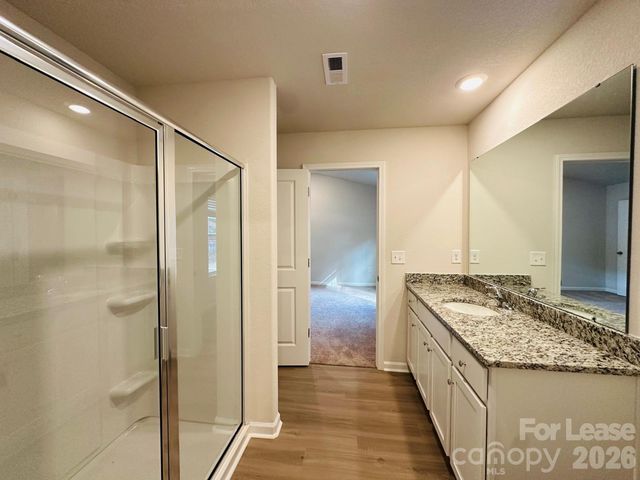 6322 Lowe Lane, Charlotte, NC 28214