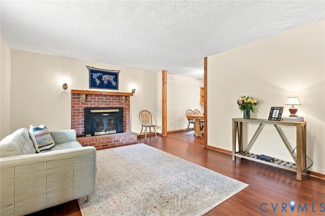 3118 Mountain Rd, Glen Allen, VA 23060