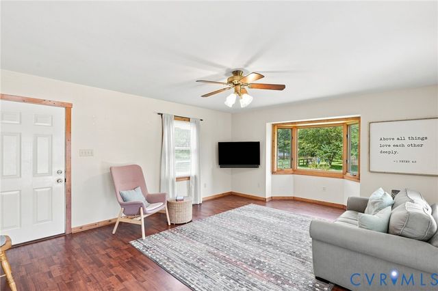 3118 Mountain Rd, Glen Allen, VA 23060