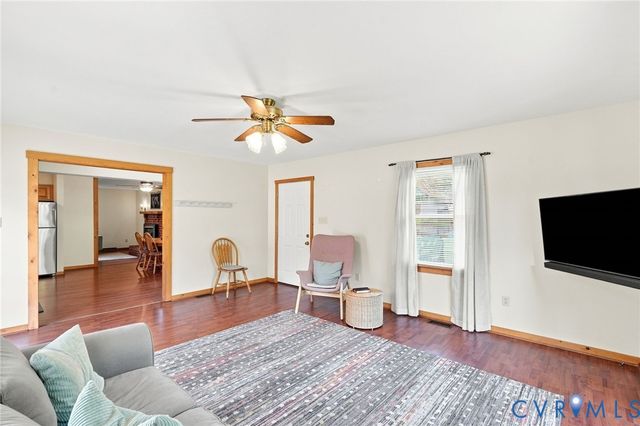 3118 Mountain Rd, Glen Allen, VA 23060