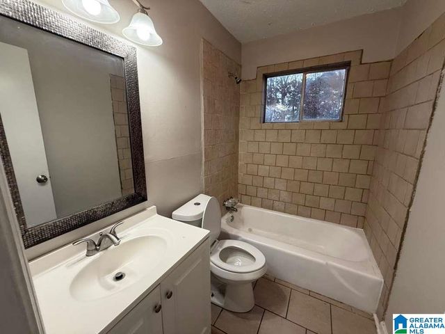 525 SELMA ROAD, Bessemer, AL 35020