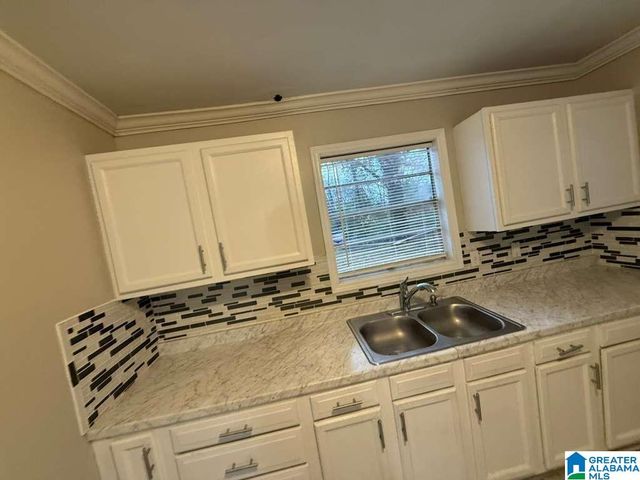 525 SELMA ROAD, Bessemer, AL 35020