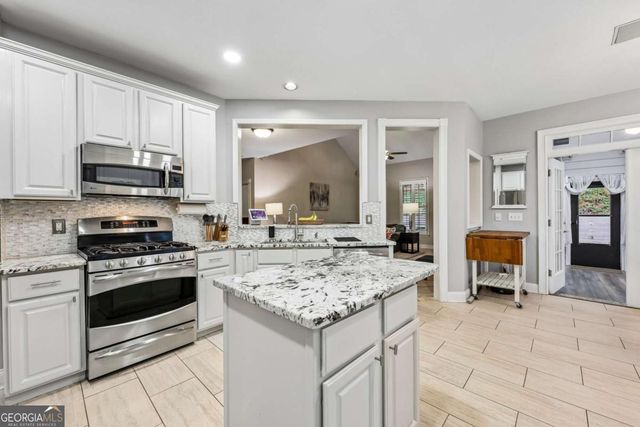 7180 Palisades Point, Suwanee, GA 30024
